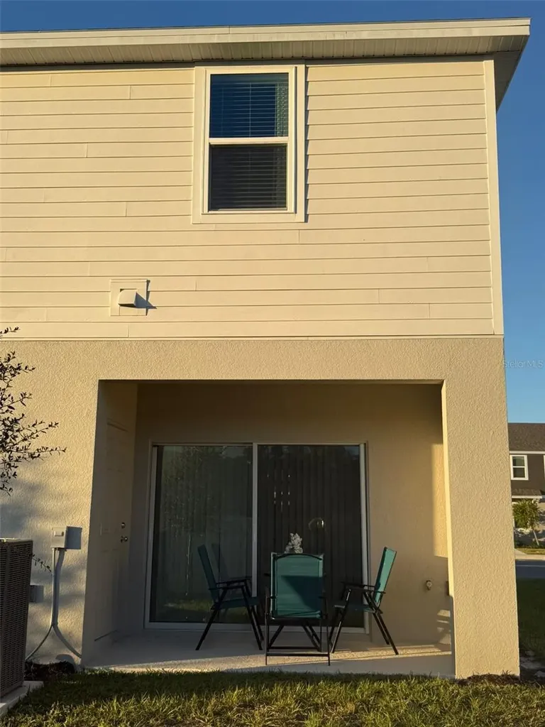 3021 Skyline Loop Kissimmee FL 34758