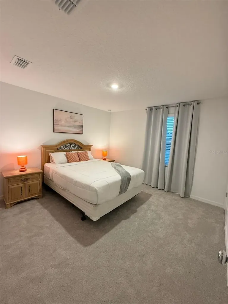 3021 Skyline Loop Kissimmee FL 34758