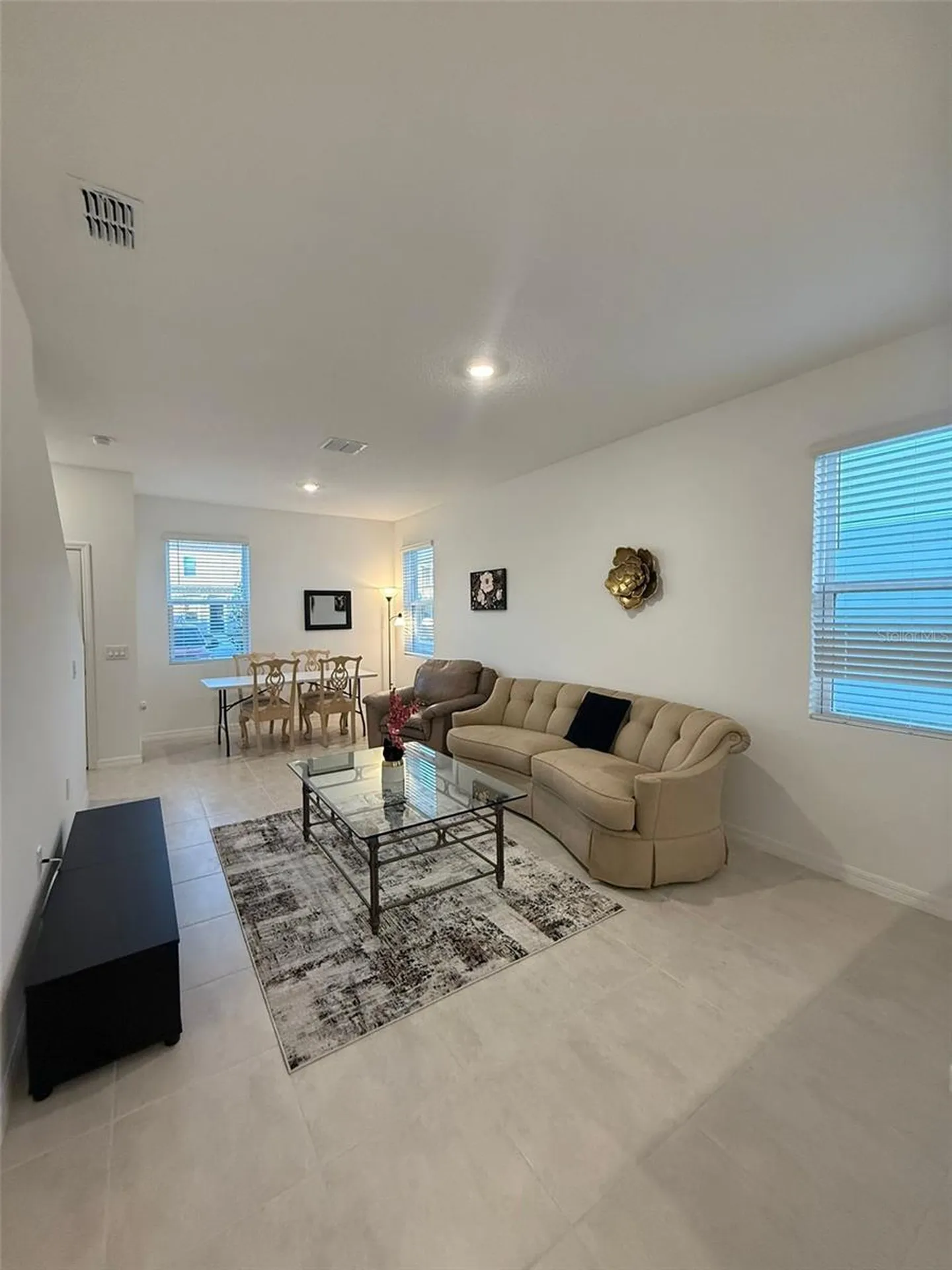3021 Skyline Loop Kissimmee FL 34758