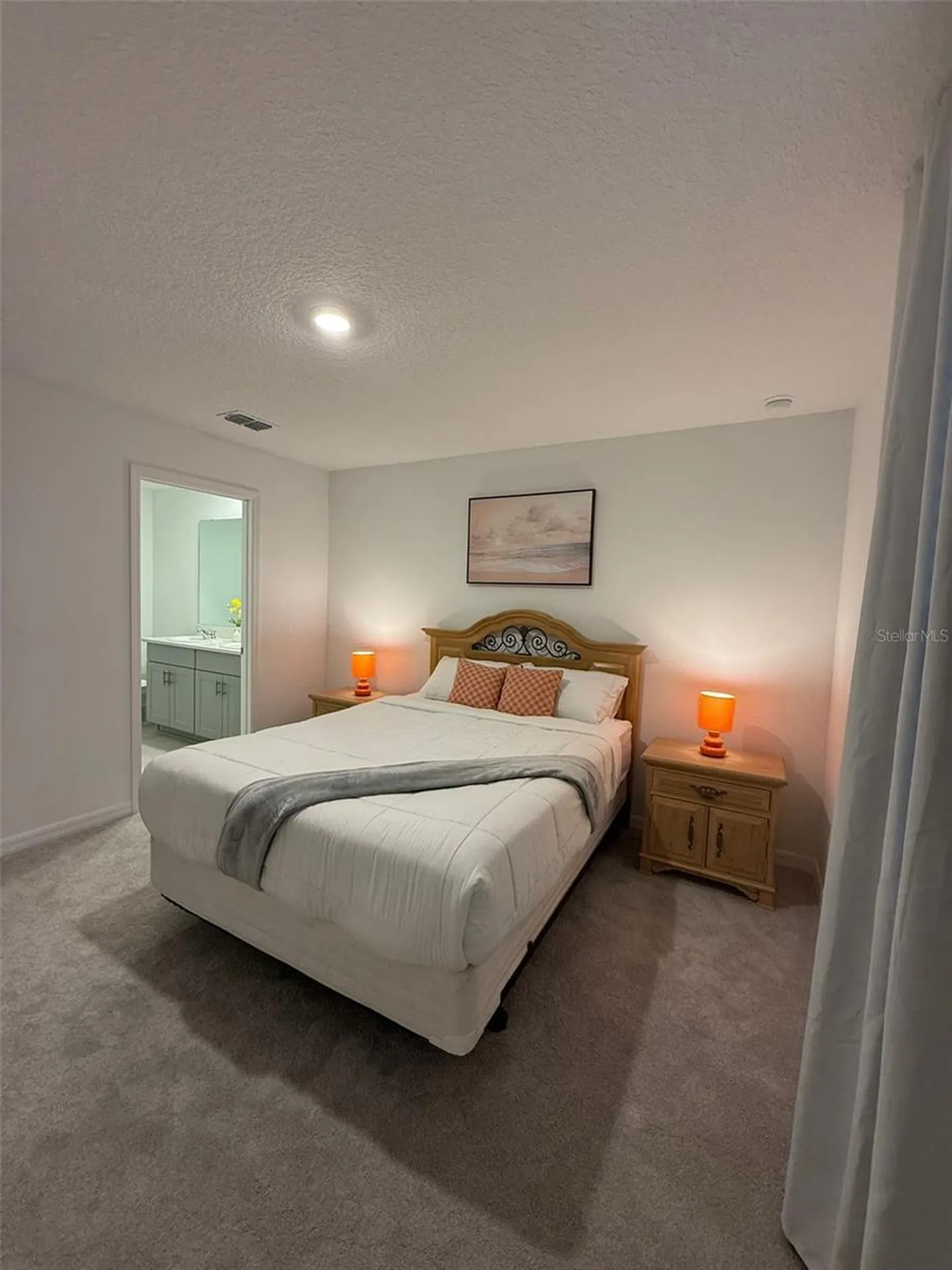 3021 Skyline Loop Kissimmee FL 34758