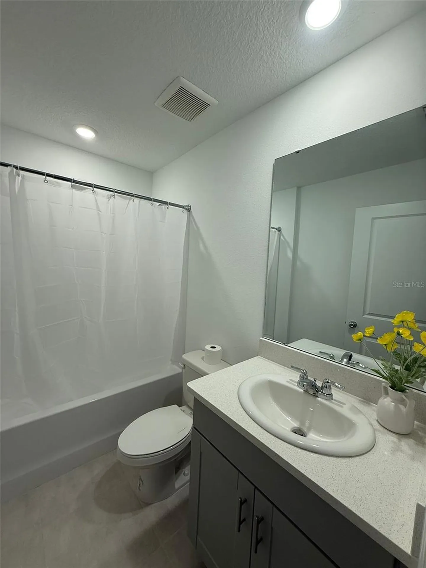 3021 Skyline Loop Kissimmee FL 34758