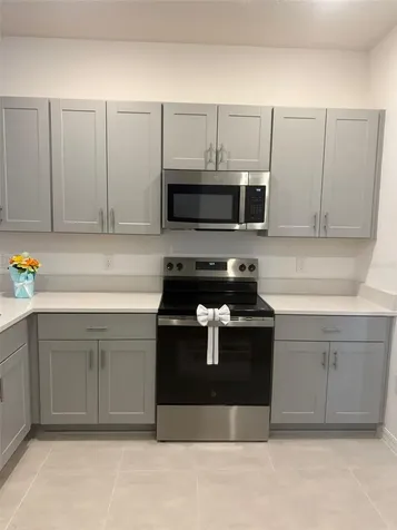 3021 Skyline Loop Kissimmee FL 34758