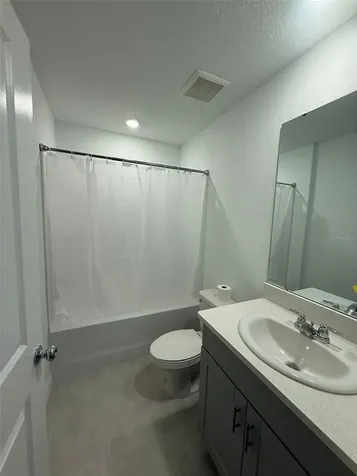 3021 Skyline Loop Kissimmee FL 34758