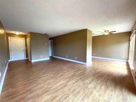 3451 Clark Road Sarasota FL 34231