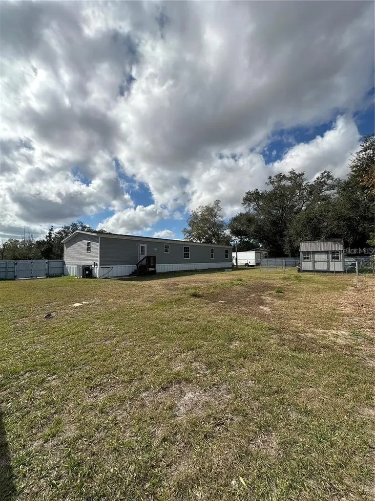 618 1 St Street Polk City FL 33868