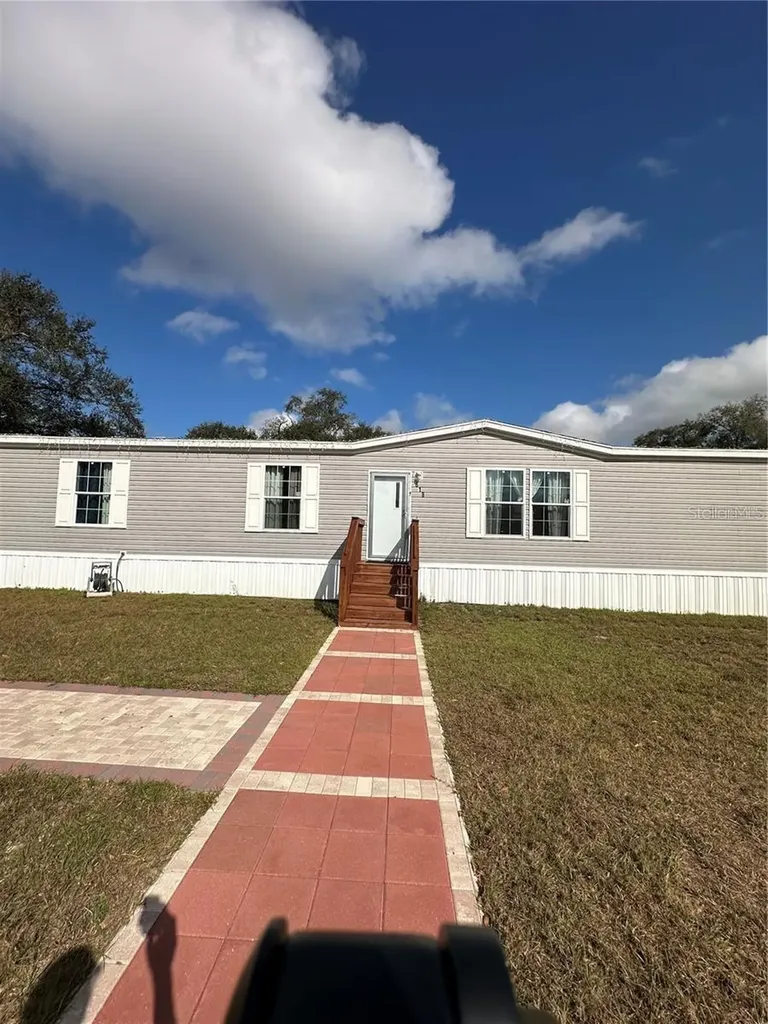 618 1 St Street Polk City FL 33868