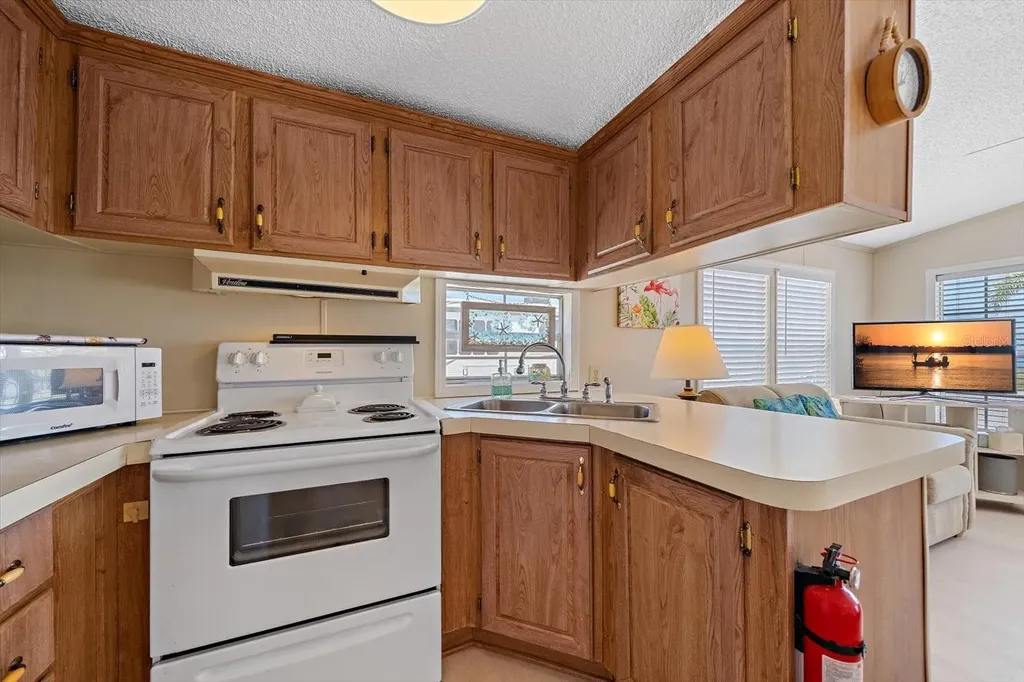 58 Montego Drive Palmetto FL 34221