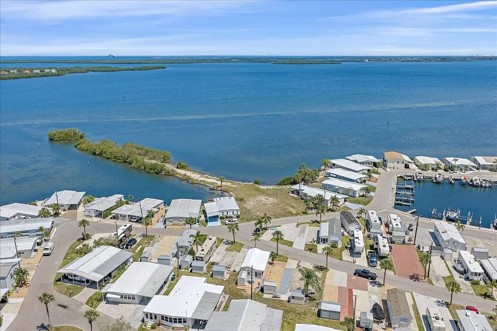 58 Montego Drive Palmetto FL 34221