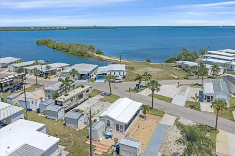 58 Montego Drive Palmetto FL 34221