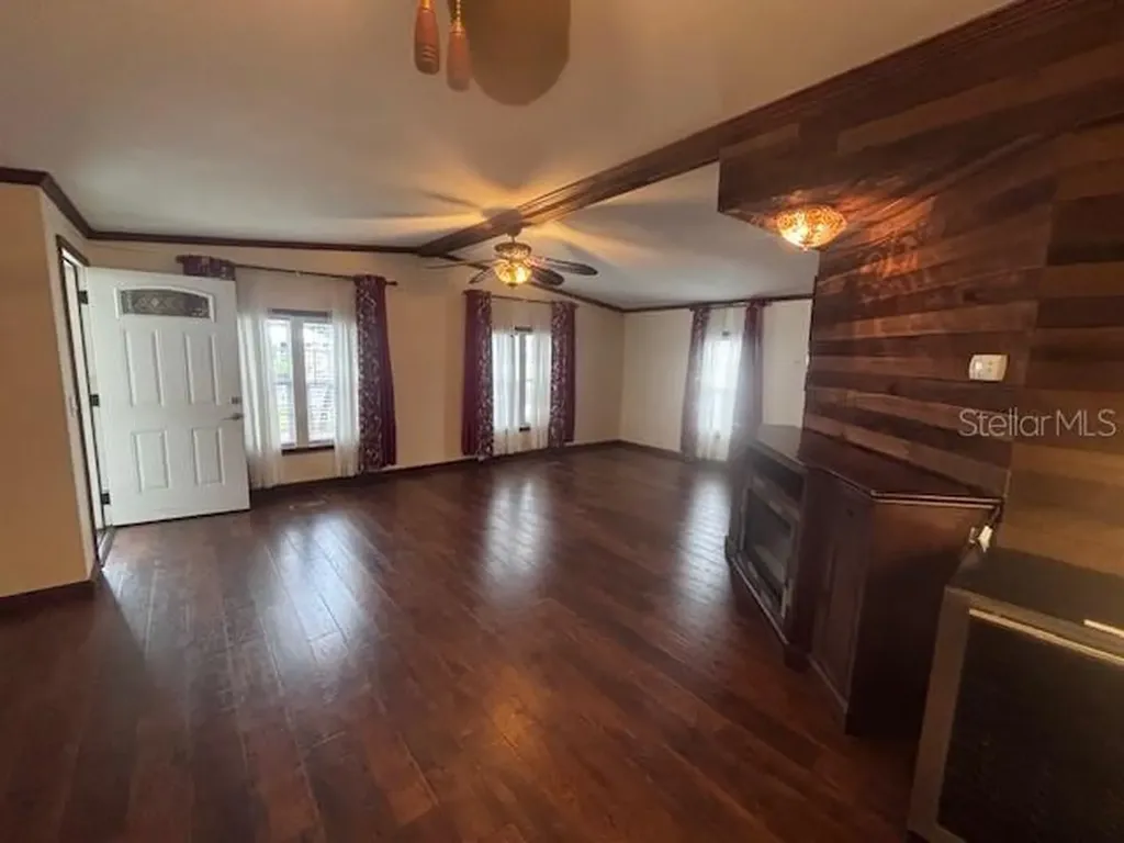 34445 Countryside Drive Wesley Chapel FL 33543