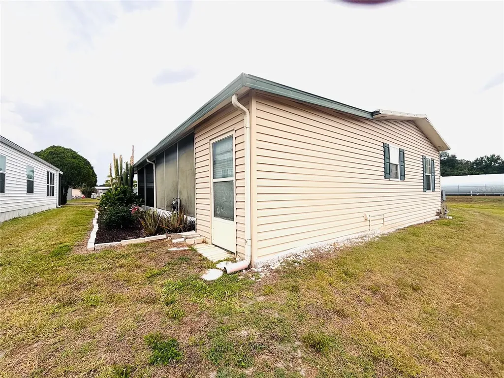 34445 Countryside Drive Wesley Chapel FL 33543