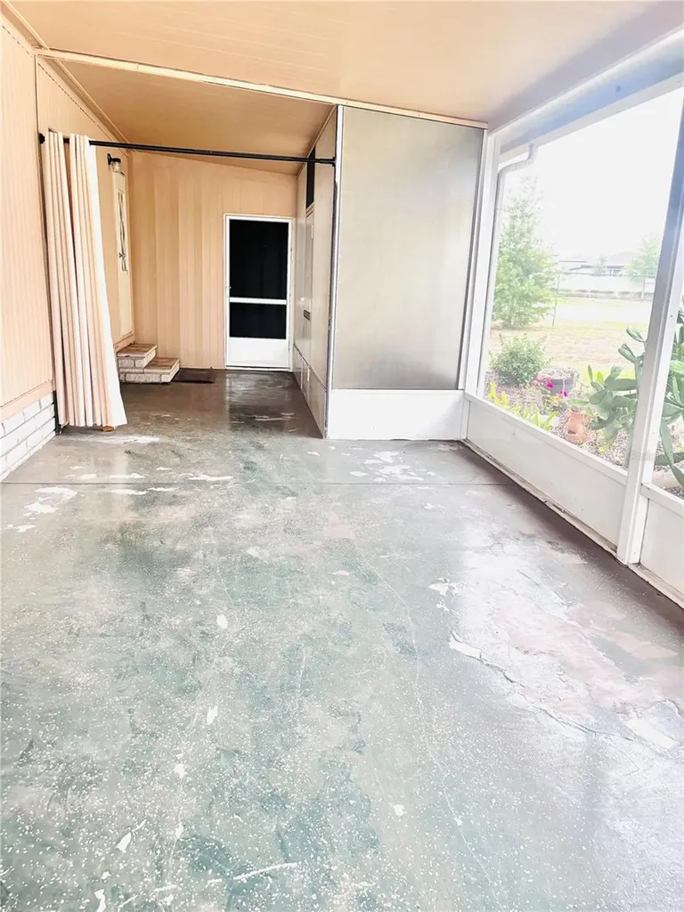 34445 Countryside Drive Wesley Chapel FL 33543