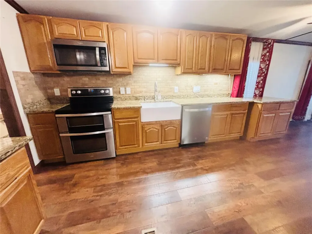 34445 Countryside Drive Wesley Chapel FL 33543