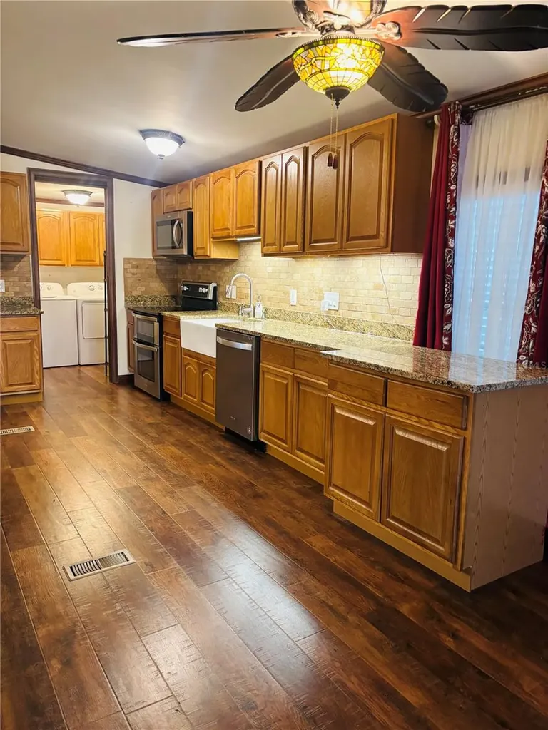 34445 Countryside Drive Wesley Chapel FL 33543