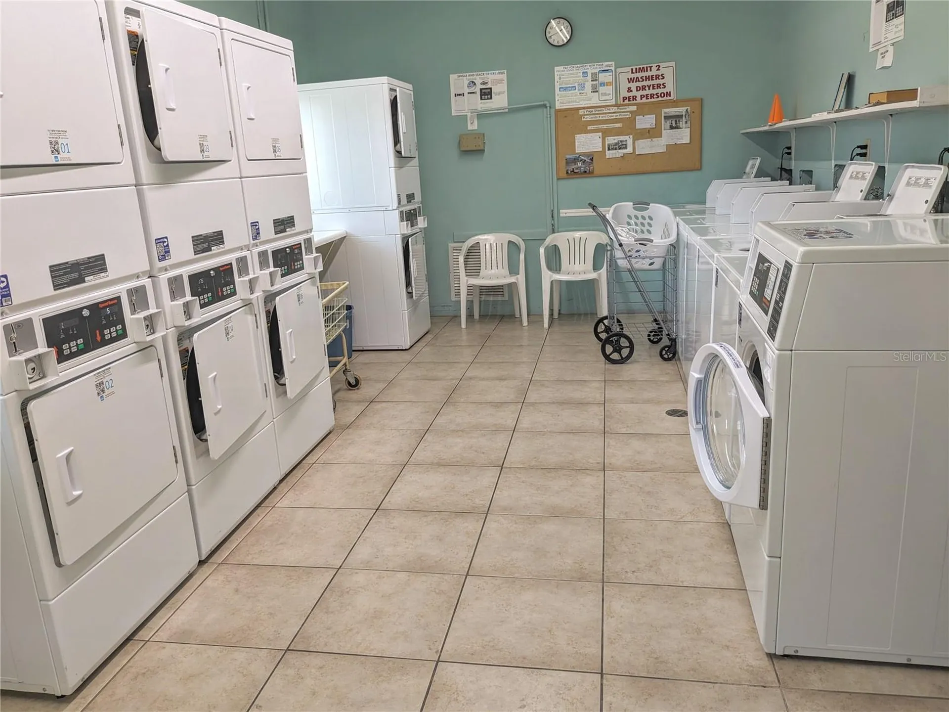 1830 Restful Drive Bradenton FL 34207