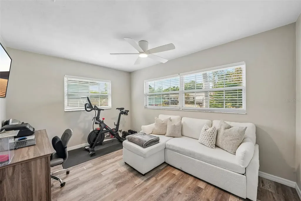 1862 Francis Drive Clearwater FL 33763