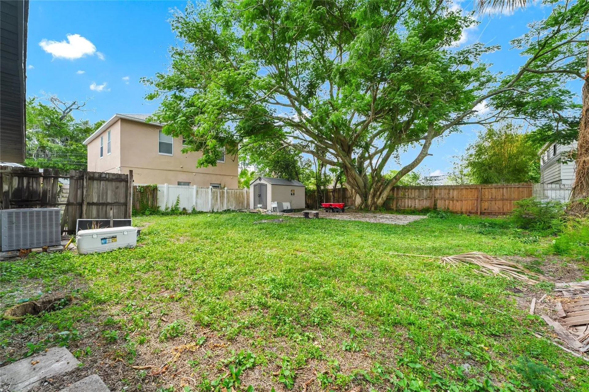 1405 Park Lake Street Orlando FL 32803