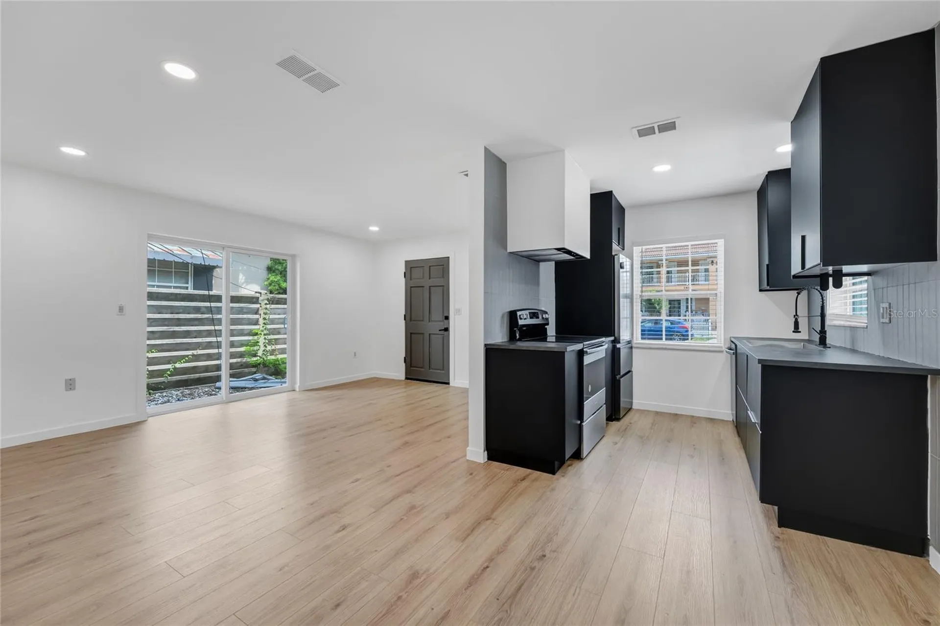 1405 Park Lake Street Orlando FL 32803