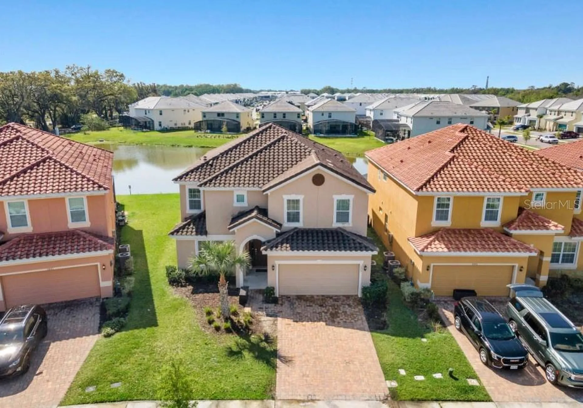 4443 Shiva Loop Kissimmee FL 34746