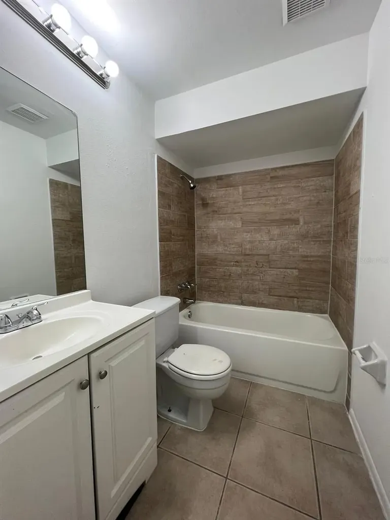4153 Spitfire Avenue Kissimmee FL 34741