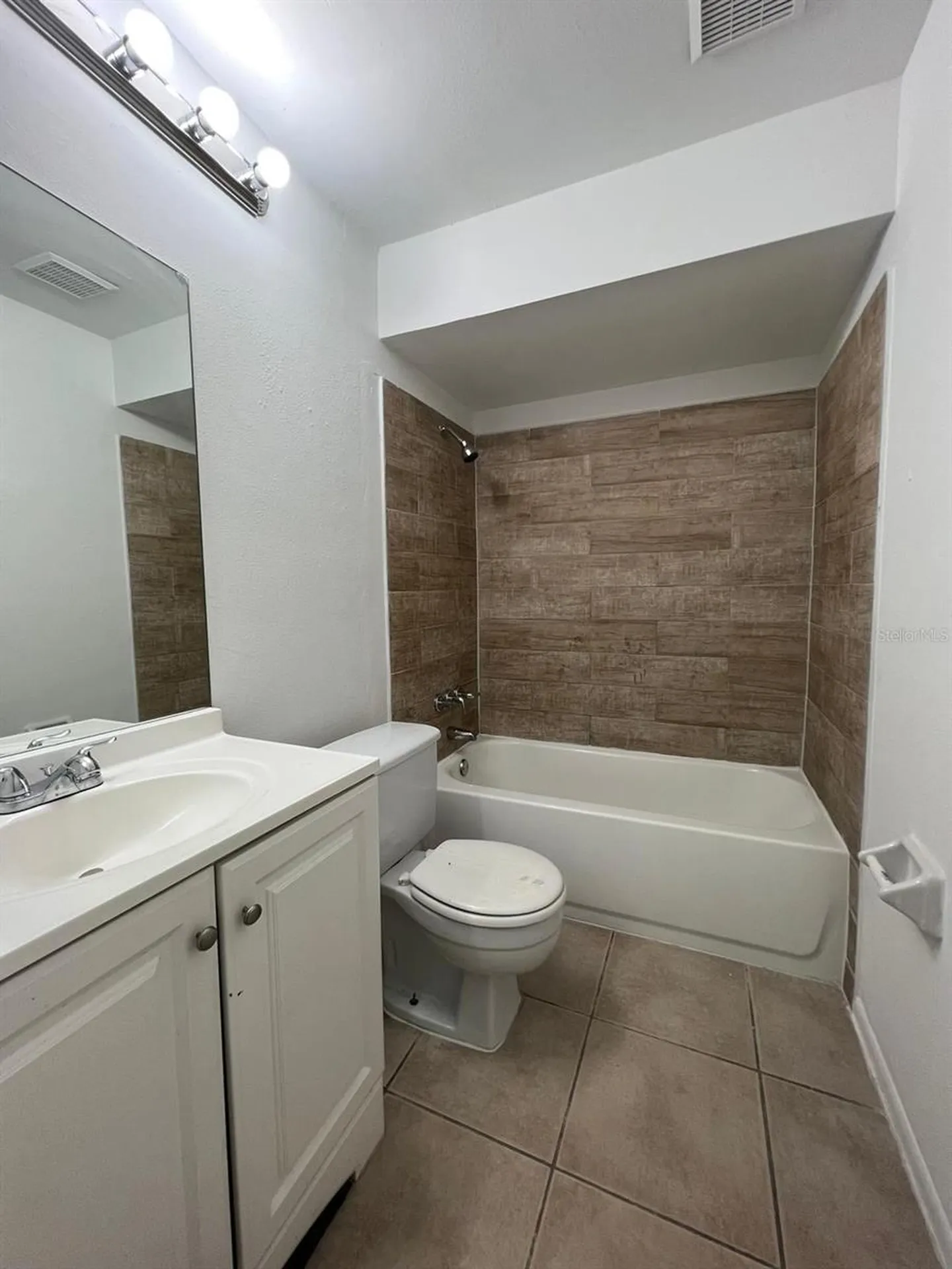4153 Spitfire Avenue Kissimmee FL 34741