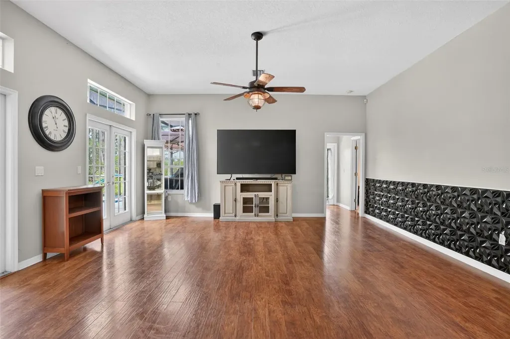 9363 Tooke Shore Drive Weeki Wachee FL 34613