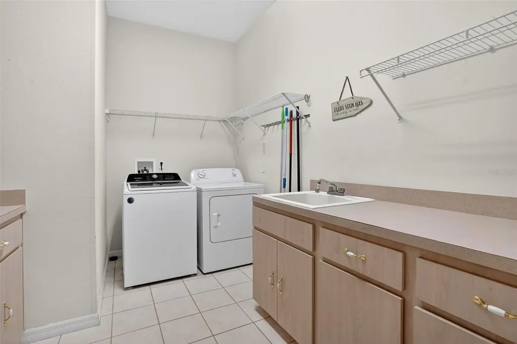 9363 Tooke Shore Drive Weeki Wachee FL 34613