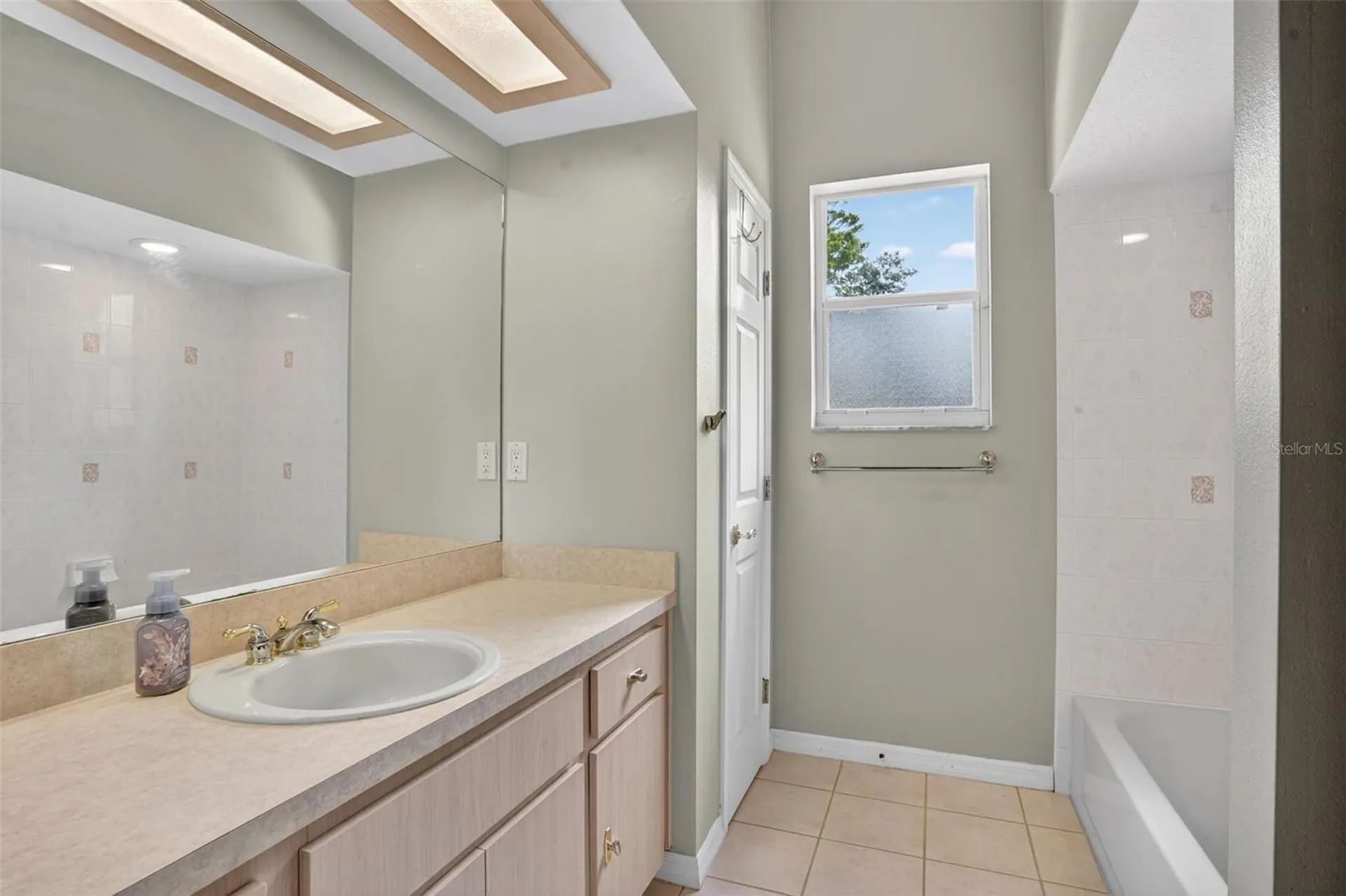 9363 Tooke Shore Drive Weeki Wachee FL 34613