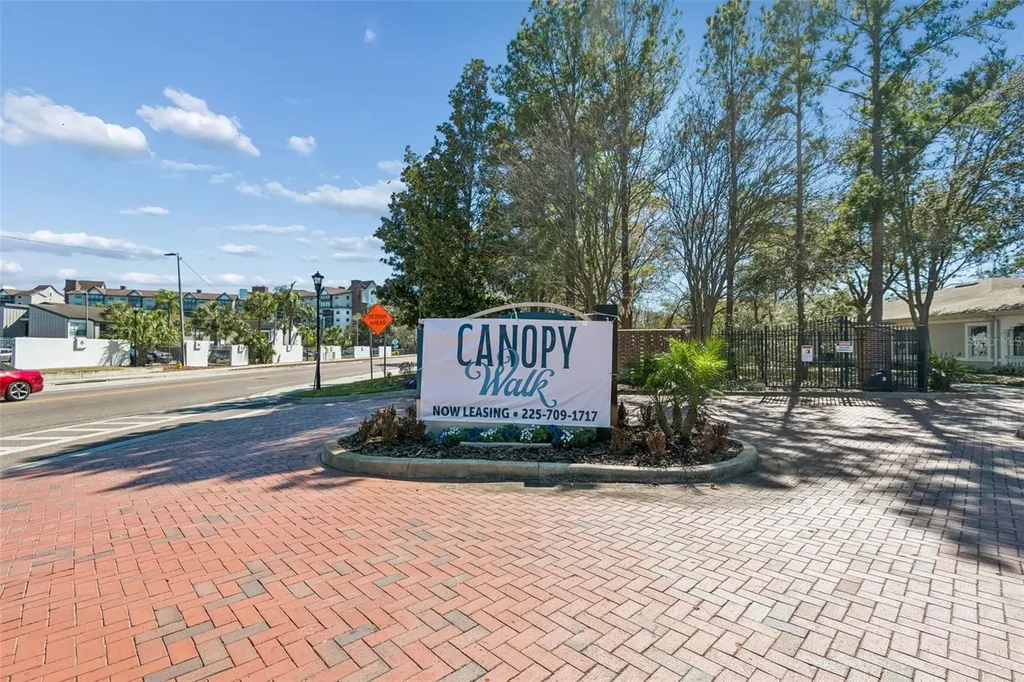 12715 Taylor Nicolas Drive Tampa FL 33612