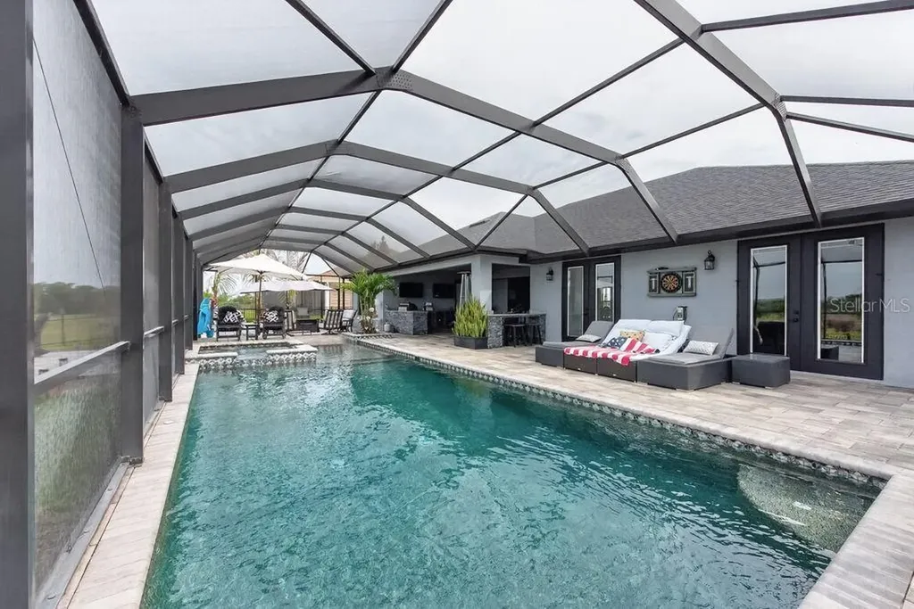 5220 Lake Venice Drive Wimauma FL 33598