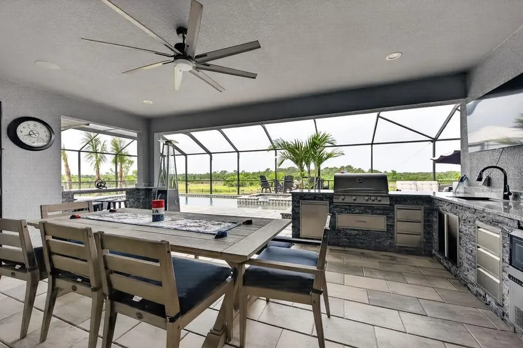 5220 Lake Venice Drive Wimauma FL 33598