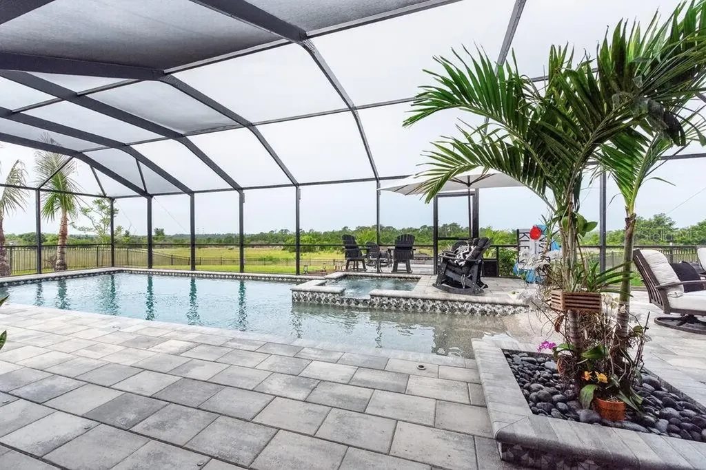 5220 Lake Venice Drive Wimauma FL 33598