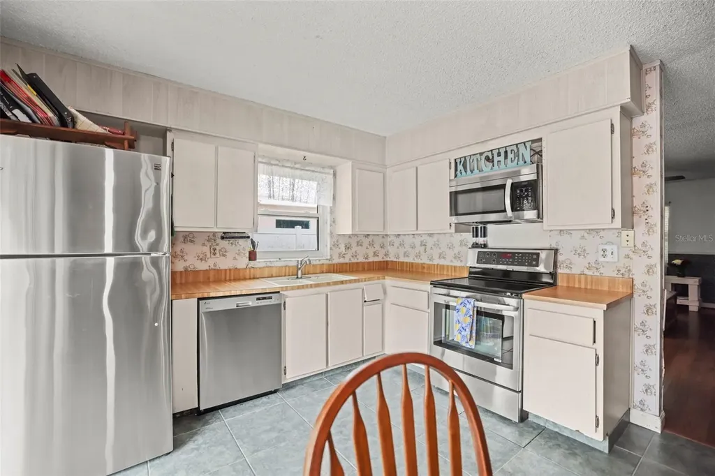 1613 Greenwood Drive Dunedin FL 34698