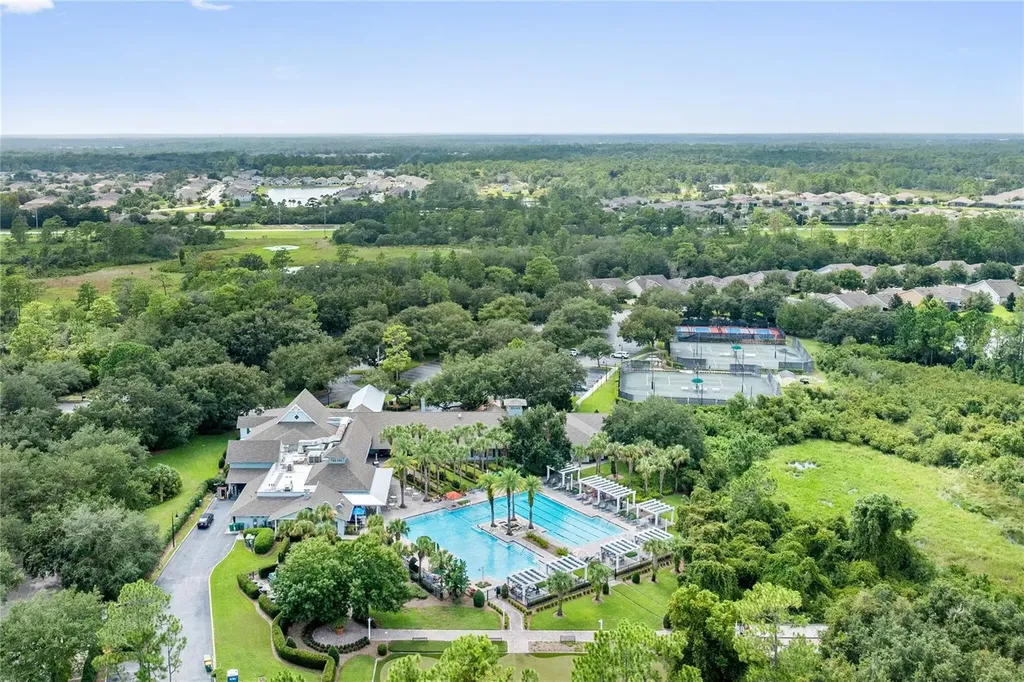 1226 Heron Point Way Deland FL 32724