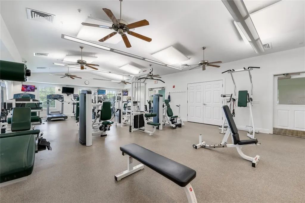1226 Heron Point Way Deland FL 32724