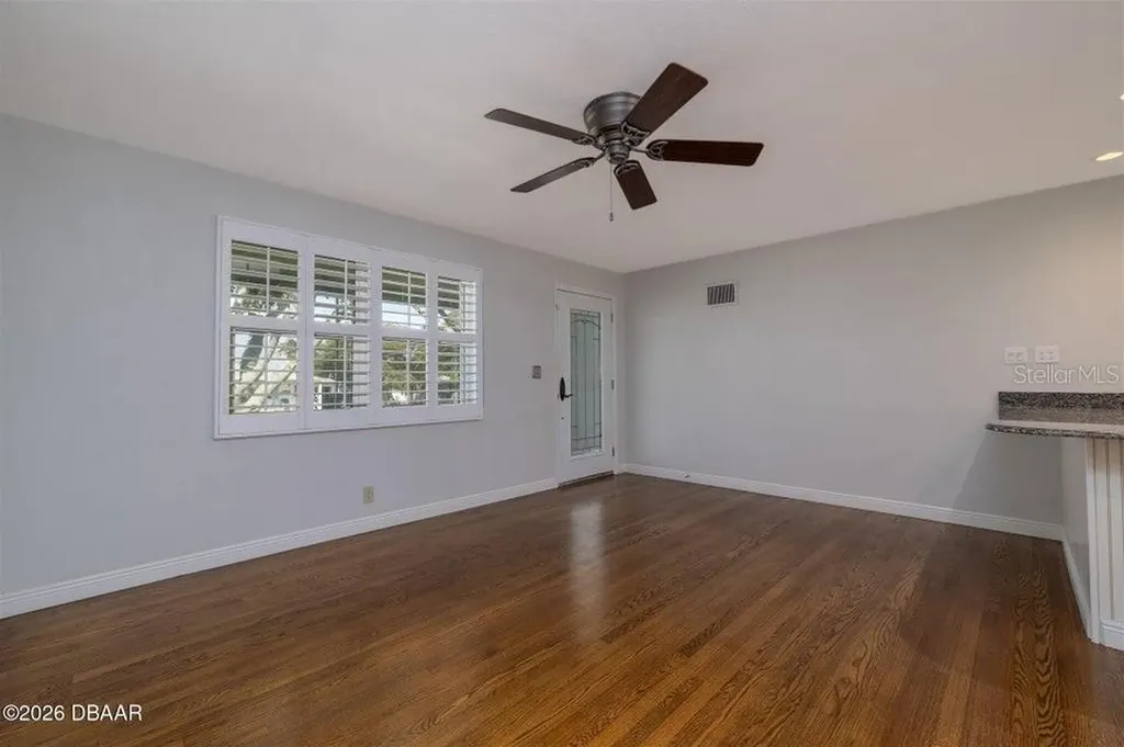 2825 Gladys Terrace Daytona Beach FL 32118