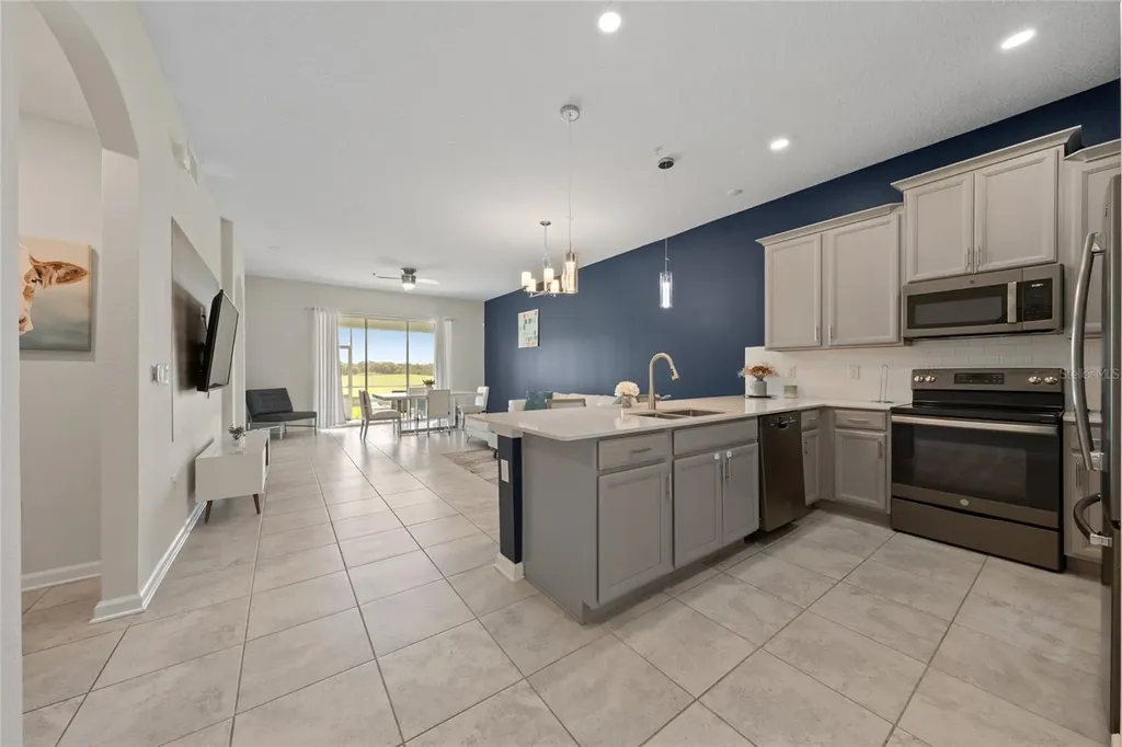 693 Ocean Course Avenue Davenport FL 33896
