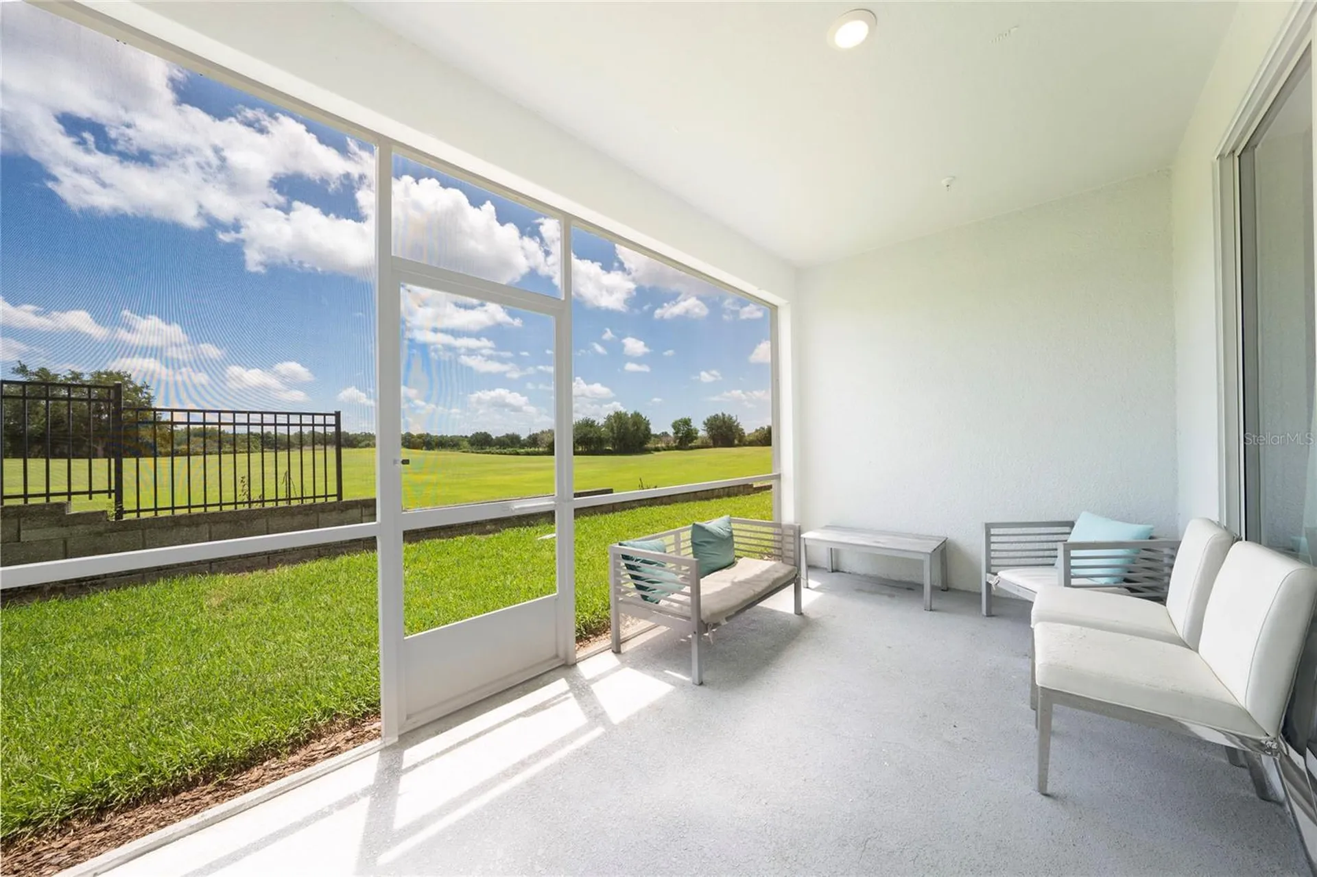 693 Ocean Course Avenue Davenport FL 33896