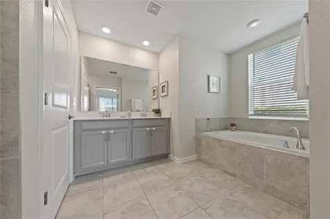 693 Ocean Course Avenue Davenport FL 33896