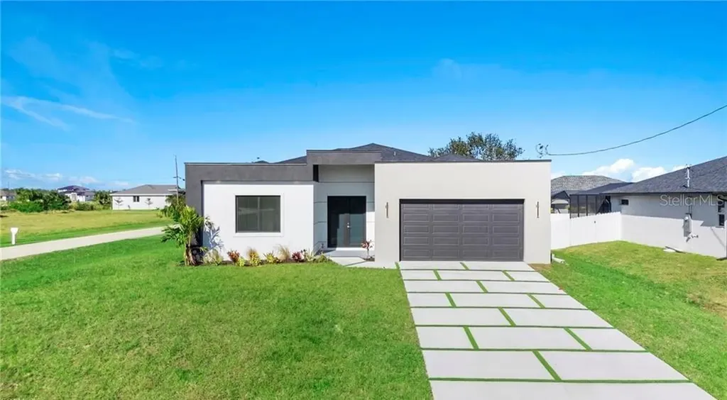 4233 Jacaranda Parkway W Cape Coral FL 33993