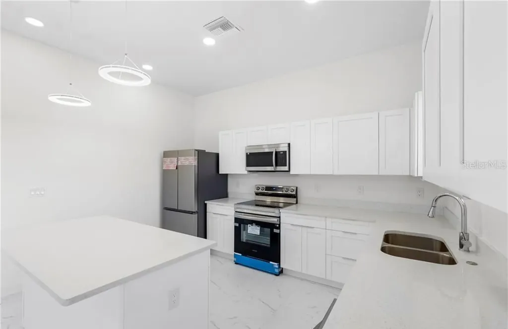 4233 Jacaranda Parkway W Cape Coral FL 33993
