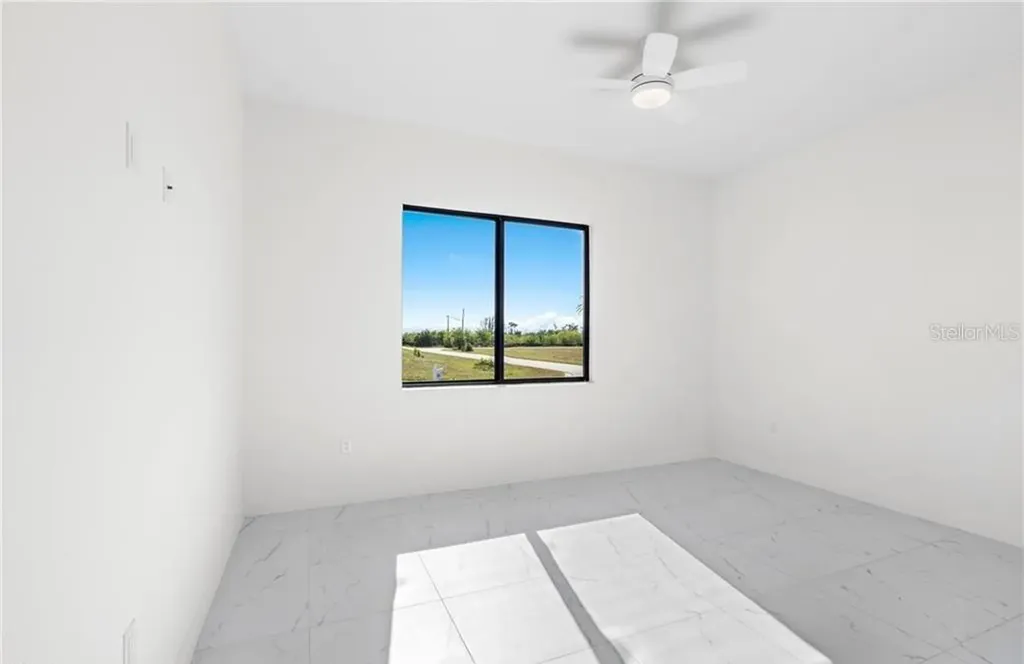 4233 Jacaranda Parkway W Cape Coral FL 33993