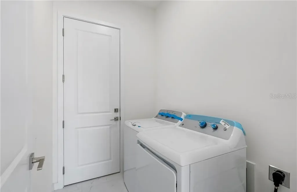 4233 Jacaranda Parkway W Cape Coral FL 33993