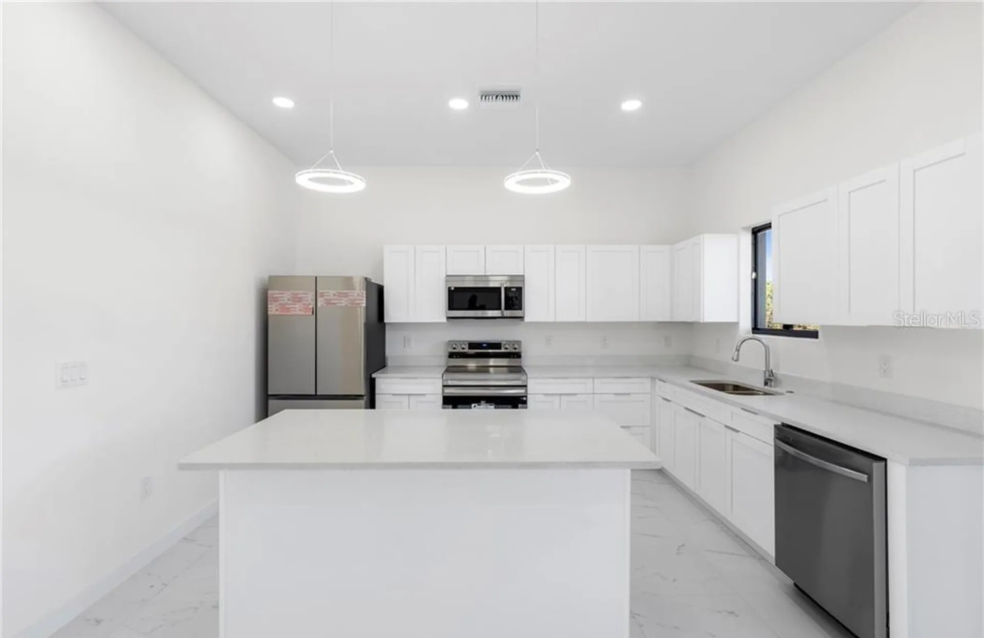 4233 Jacaranda Parkway W Cape Coral FL 33993