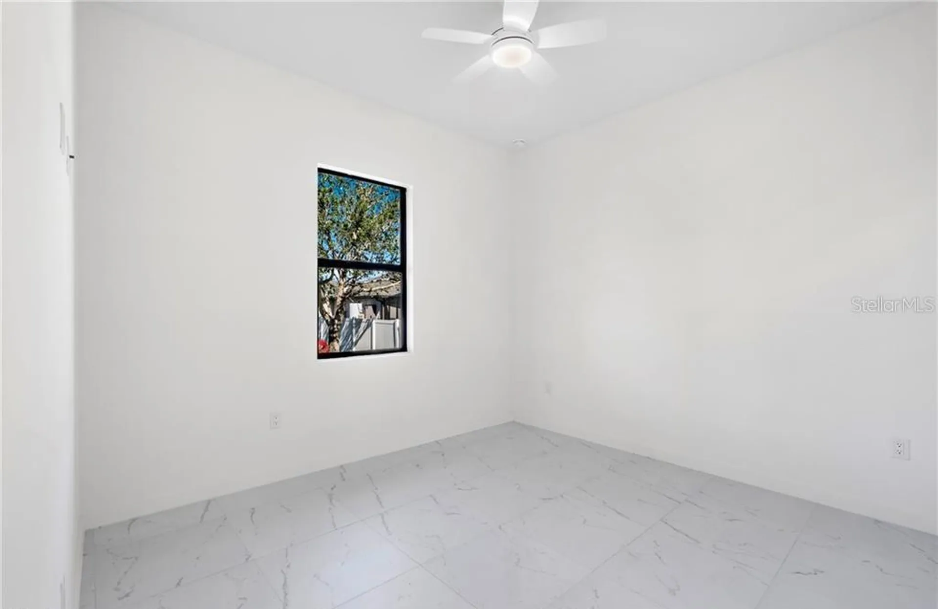 4233 Jacaranda Parkway W Cape Coral FL 33993