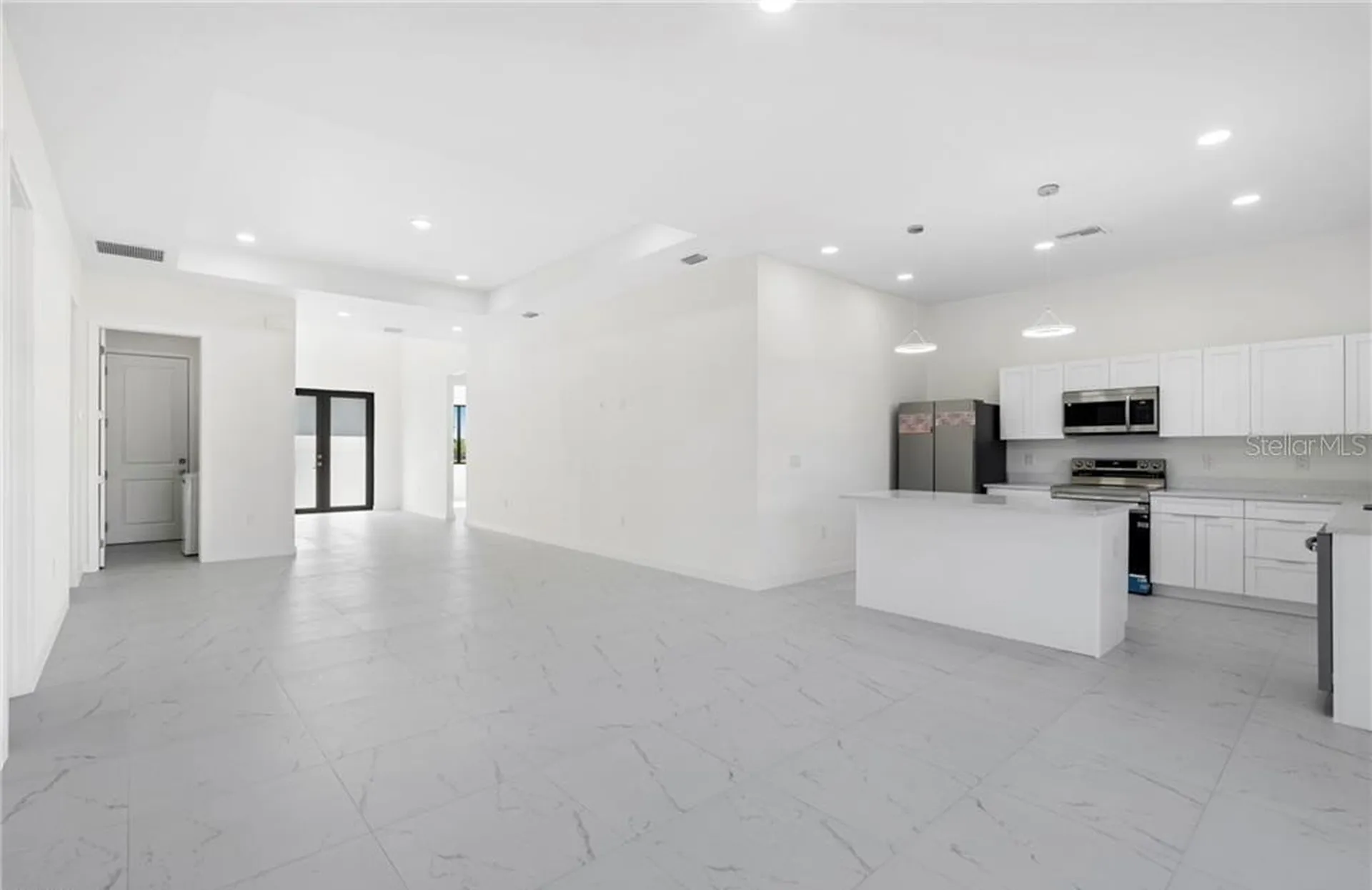 4233 Jacaranda Parkway W Cape Coral FL 33993