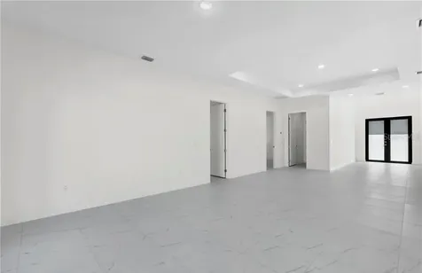 4233 Jacaranda Parkway W Cape Coral FL 33993