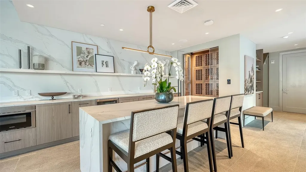 253 Golden Gate Point Sarasota FL 34236