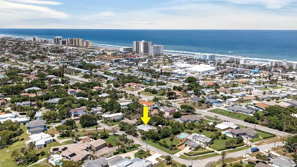 2237 S Halifax Drive Daytona Beach FL 32118