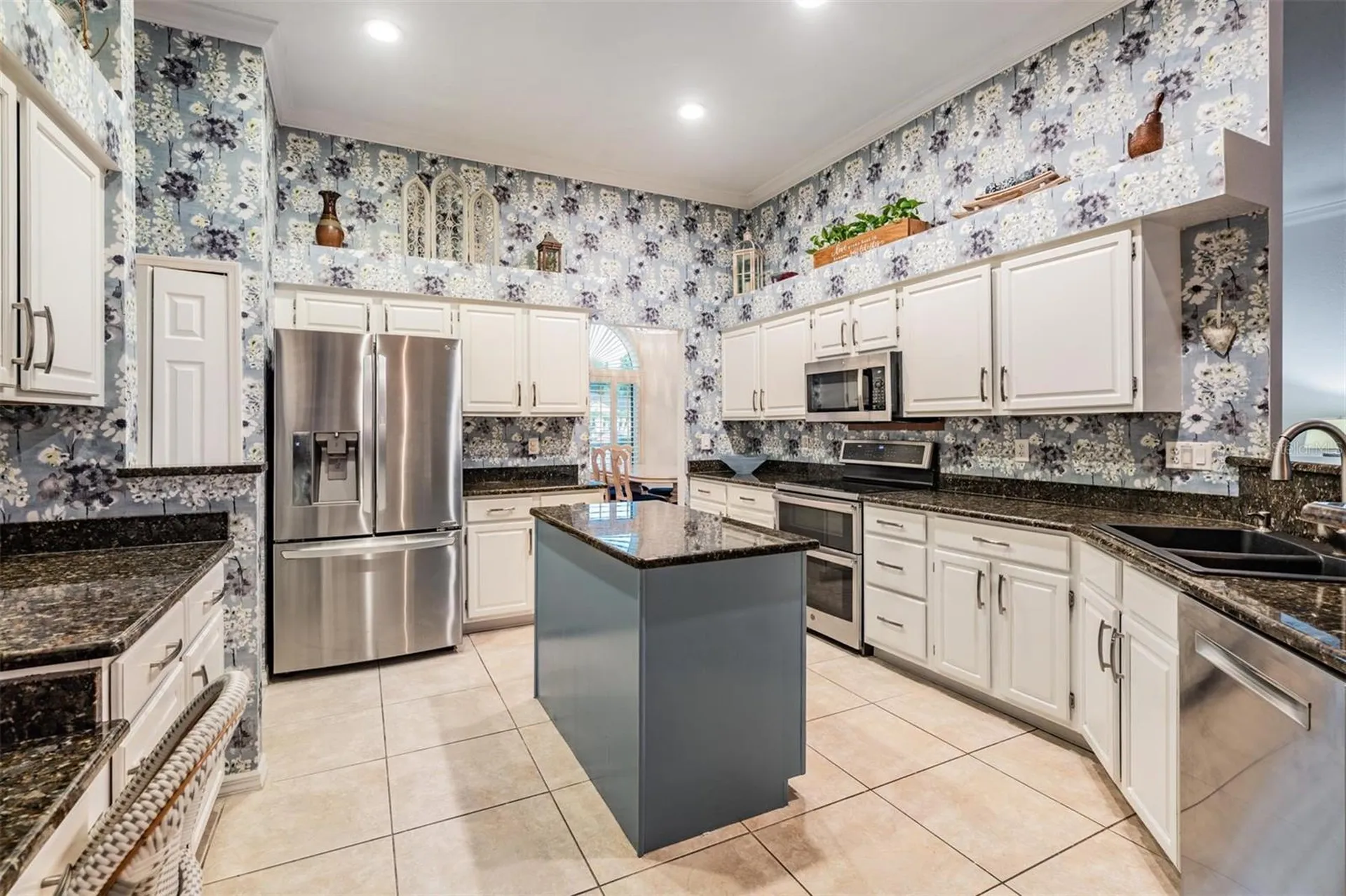 9507 Larkbunting Drive Tampa FL 33647